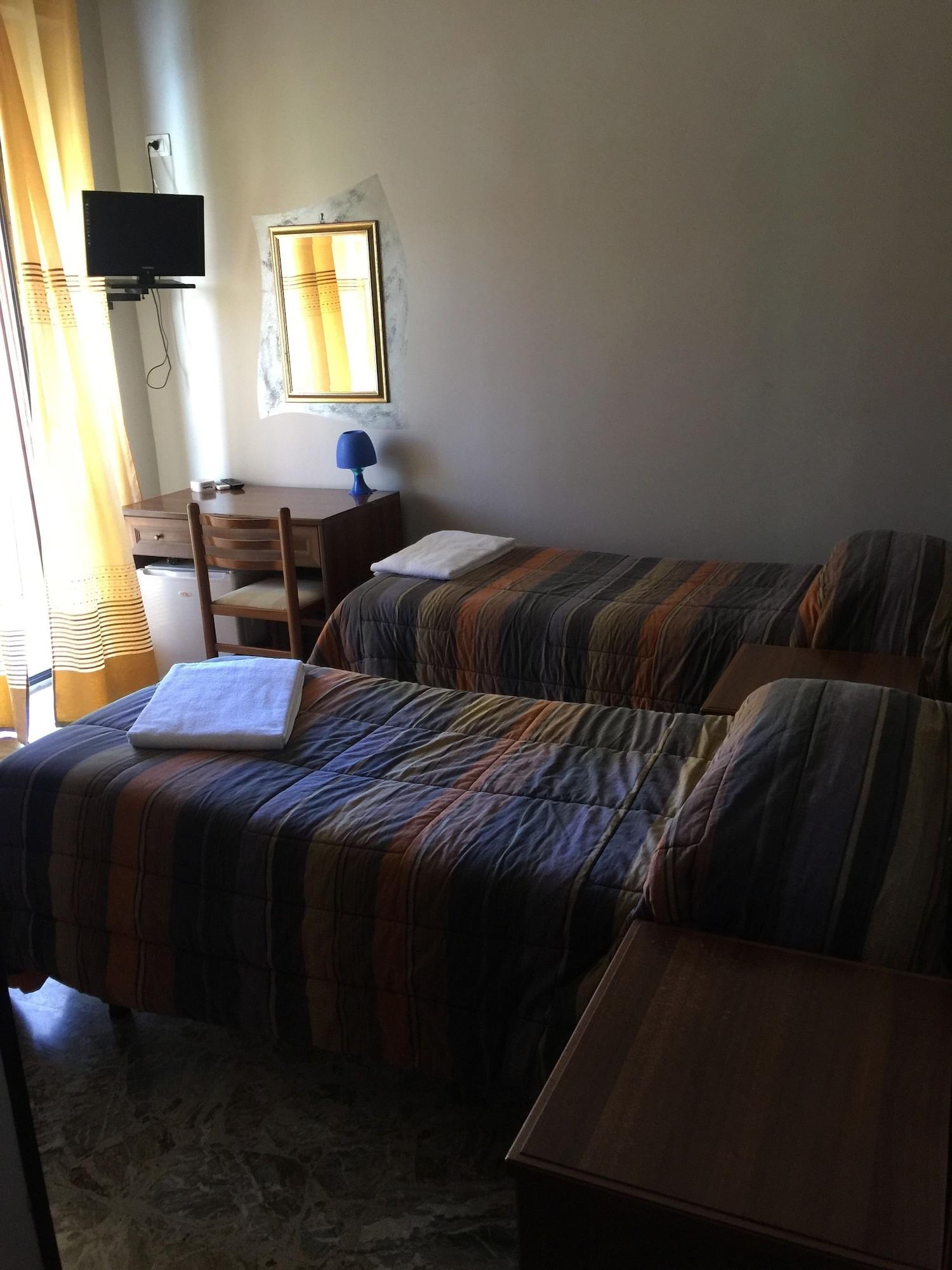 Populus Bed & Breakfast Сиракуза Екстериор снимка