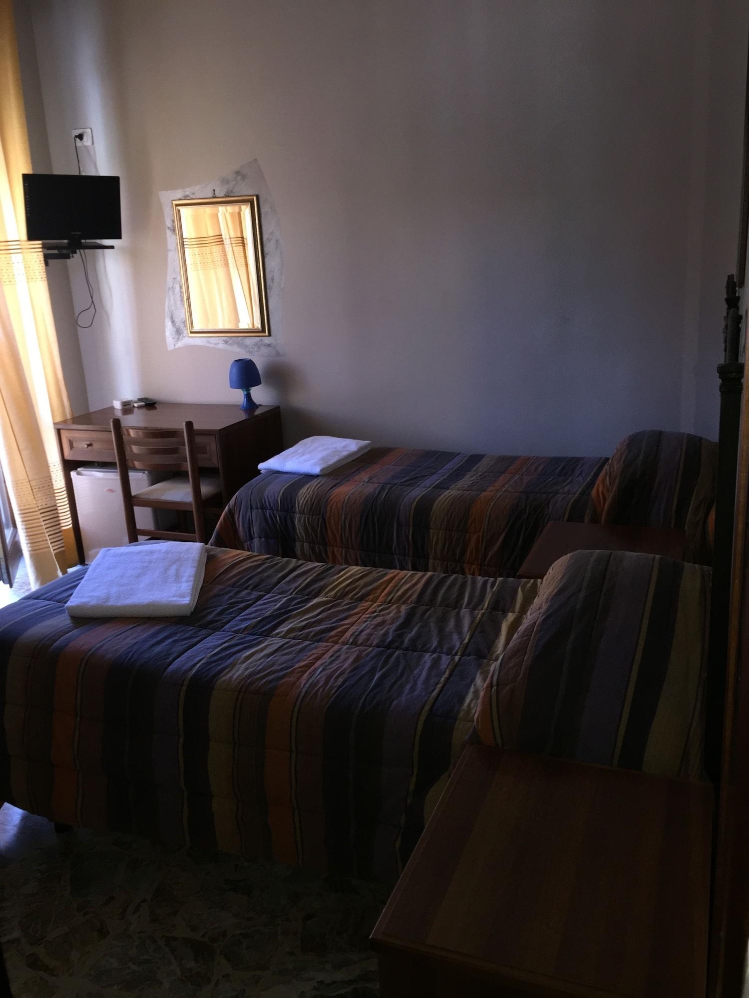 Populus Bed & Breakfast Сиракуза Екстериор снимка