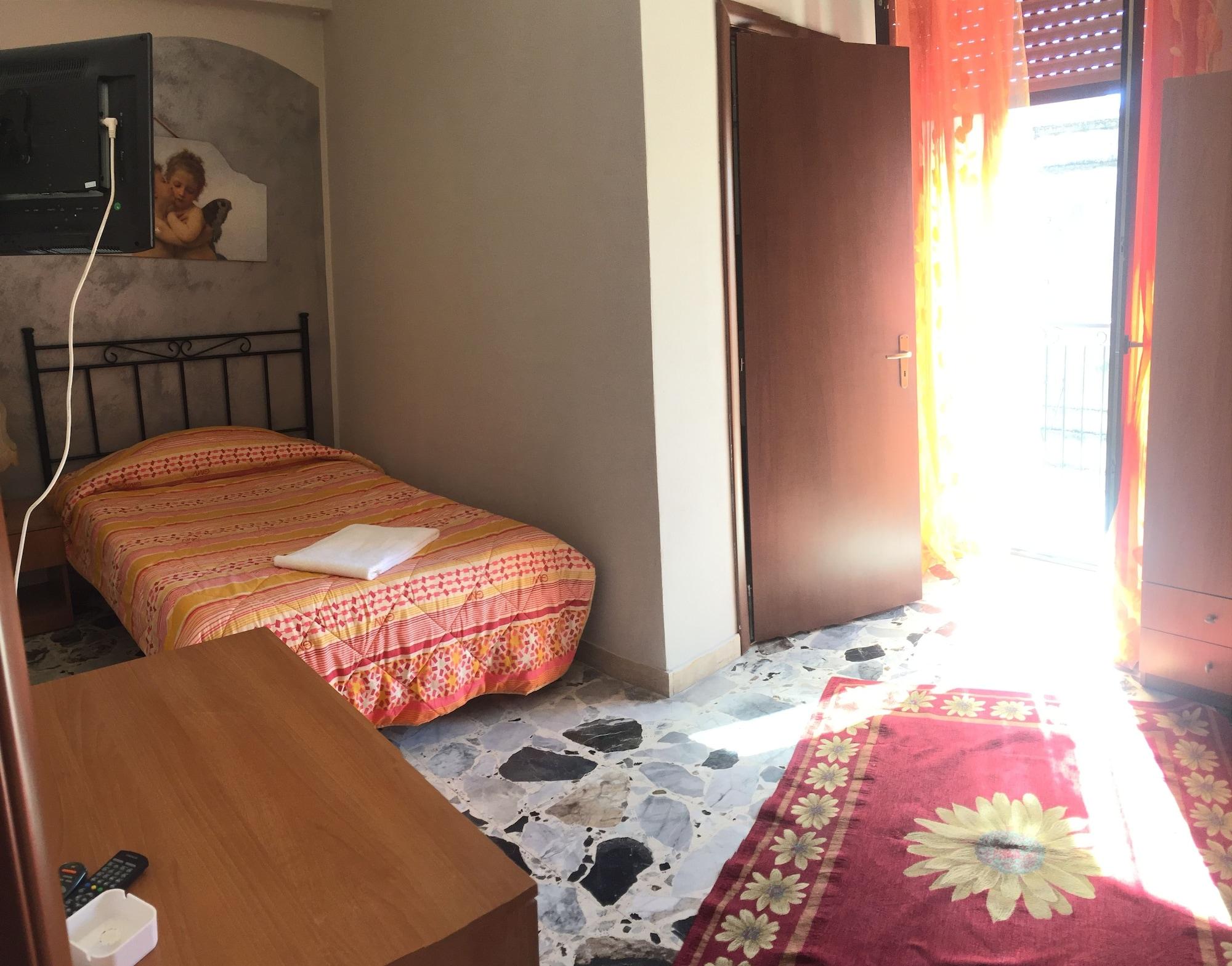 Populus Bed & Breakfast Сиракуза Екстериор снимка