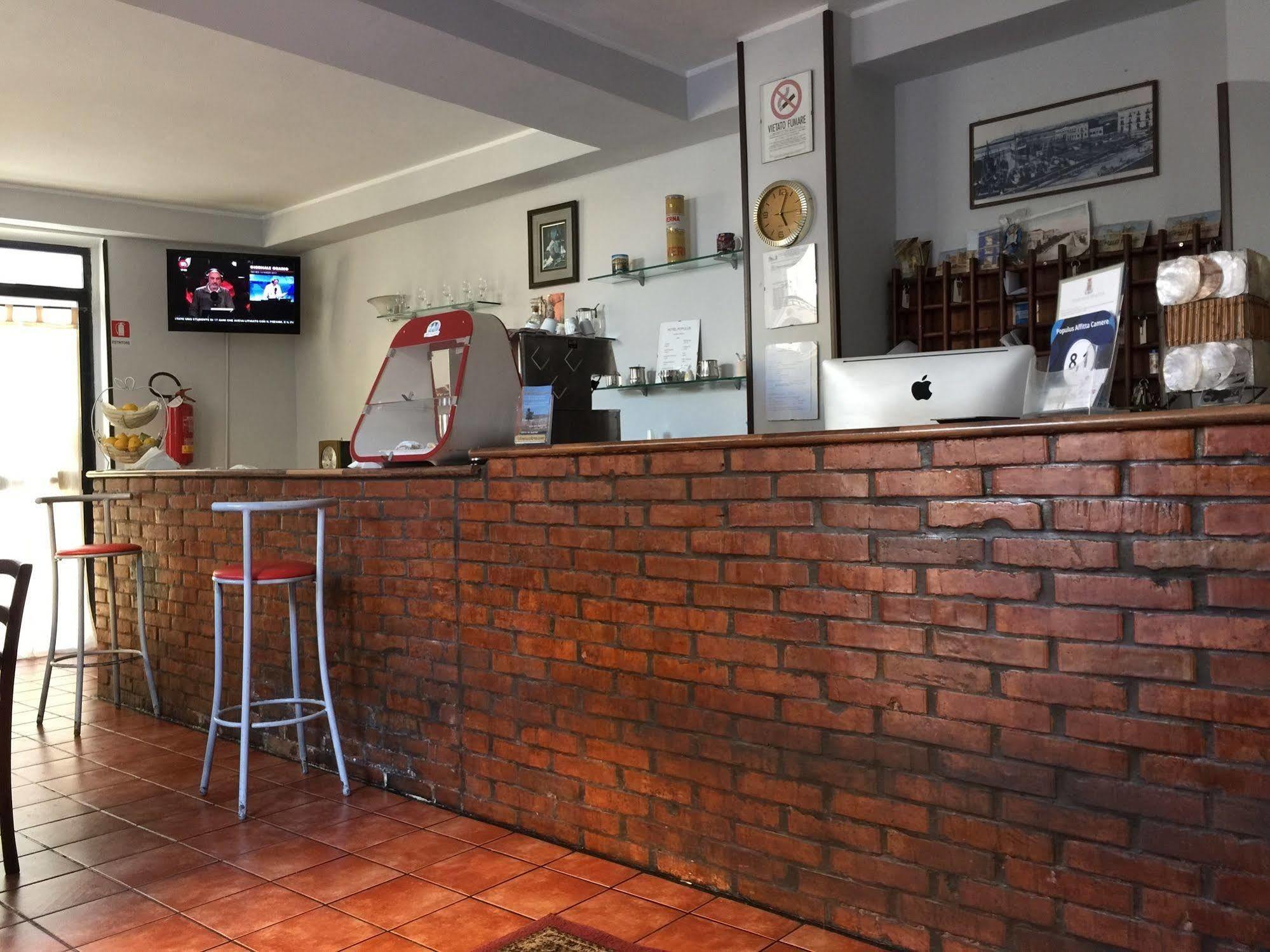 Populus Bed & Breakfast Сиракуза Екстериор снимка